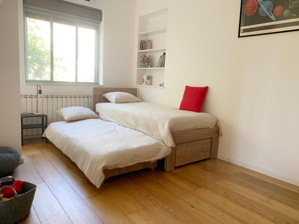 Annie'S Boutique Apartment In Jerusalem Eksteriør billede